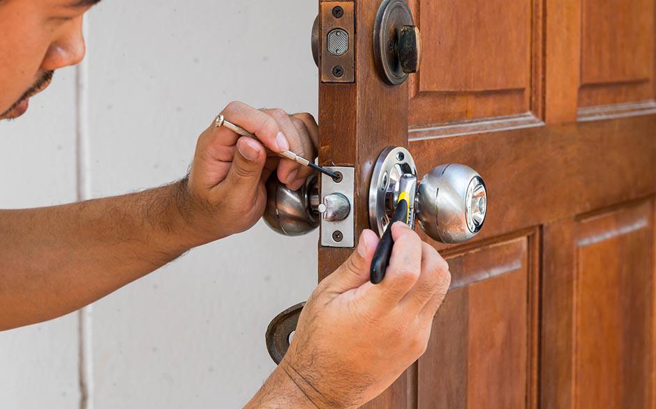 serrurier etablissement Limours